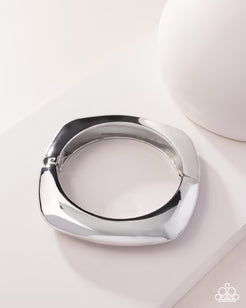 Rounded Reflection ~ Silver