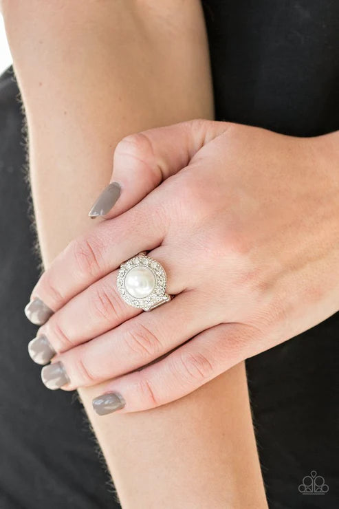 Vow to Wow ~ White