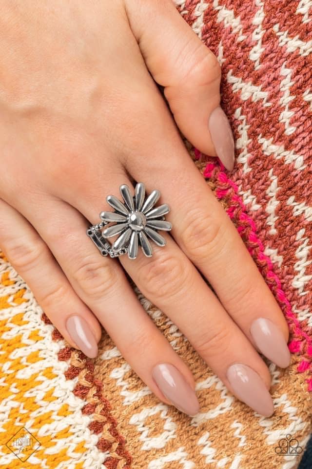 Simply Santa Fe ~ Complete Trend Blend ~ February 22