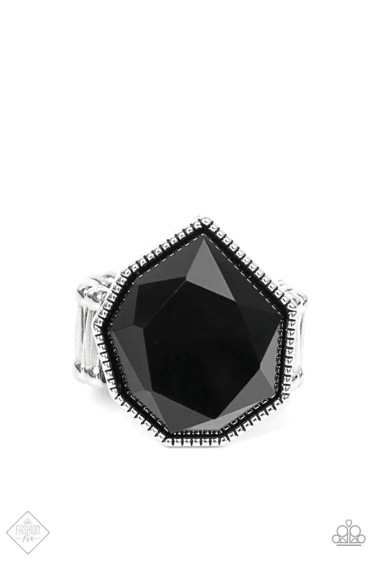 Dynamically Defaced ~ Black