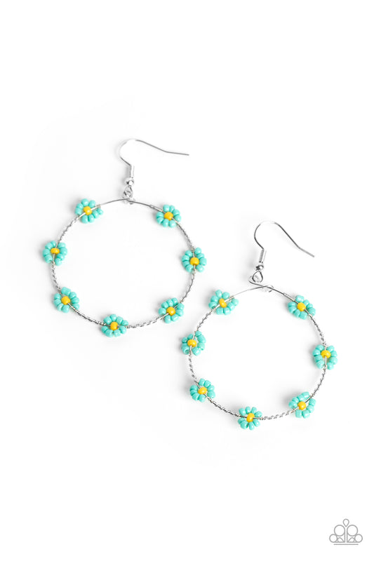 Dainty Daisies - Blue