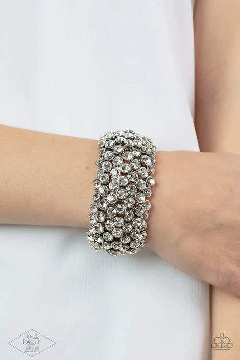 Empire Diamond Exclusive ~ Playing with Fire ~ Zi Bracelet